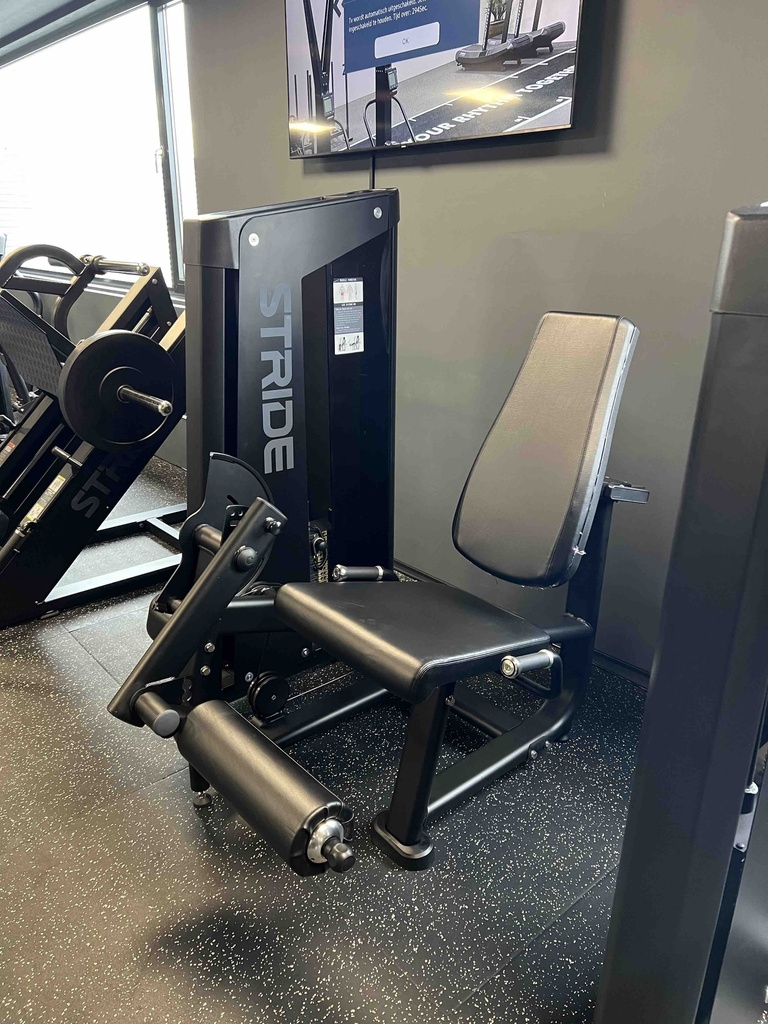 Leg extension weight outlet